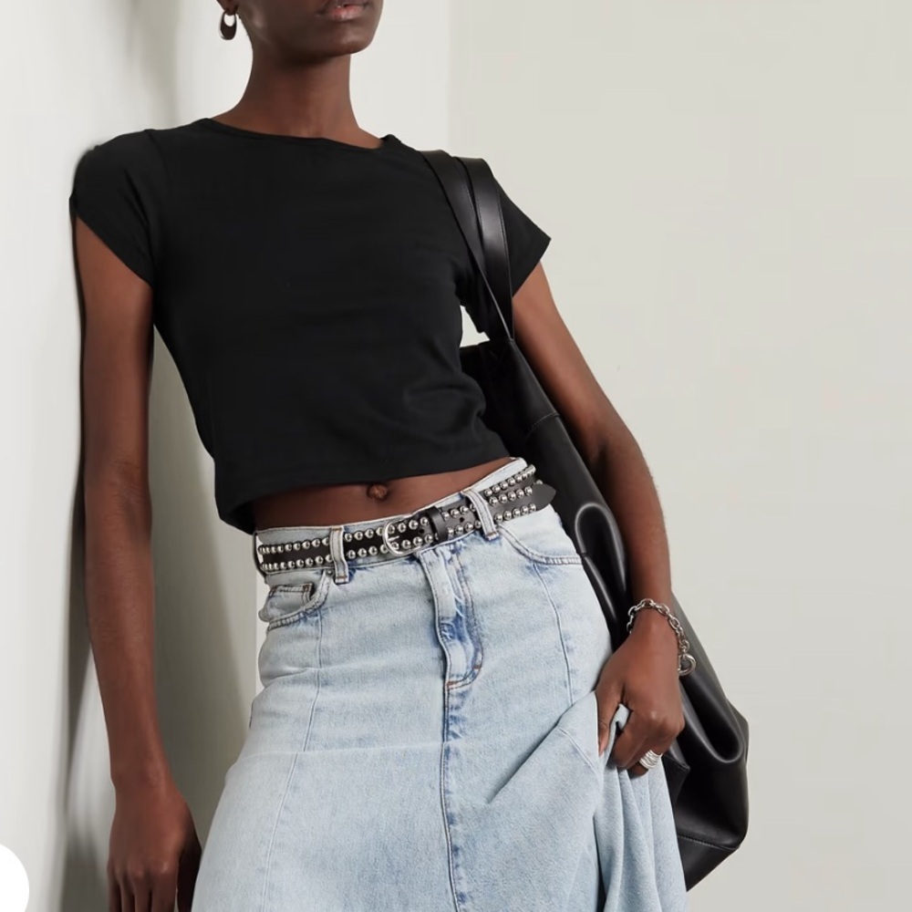 Eterne Black Short Sleeve Tee. Size M